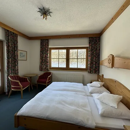 Konukevi Residenz Am Park Sankt Johann in Tirol