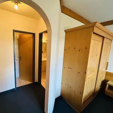 Residenz Am Park 게스트하우스 3*