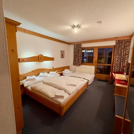 Residenz Am Park 게스트하우스 상트조한인티롤